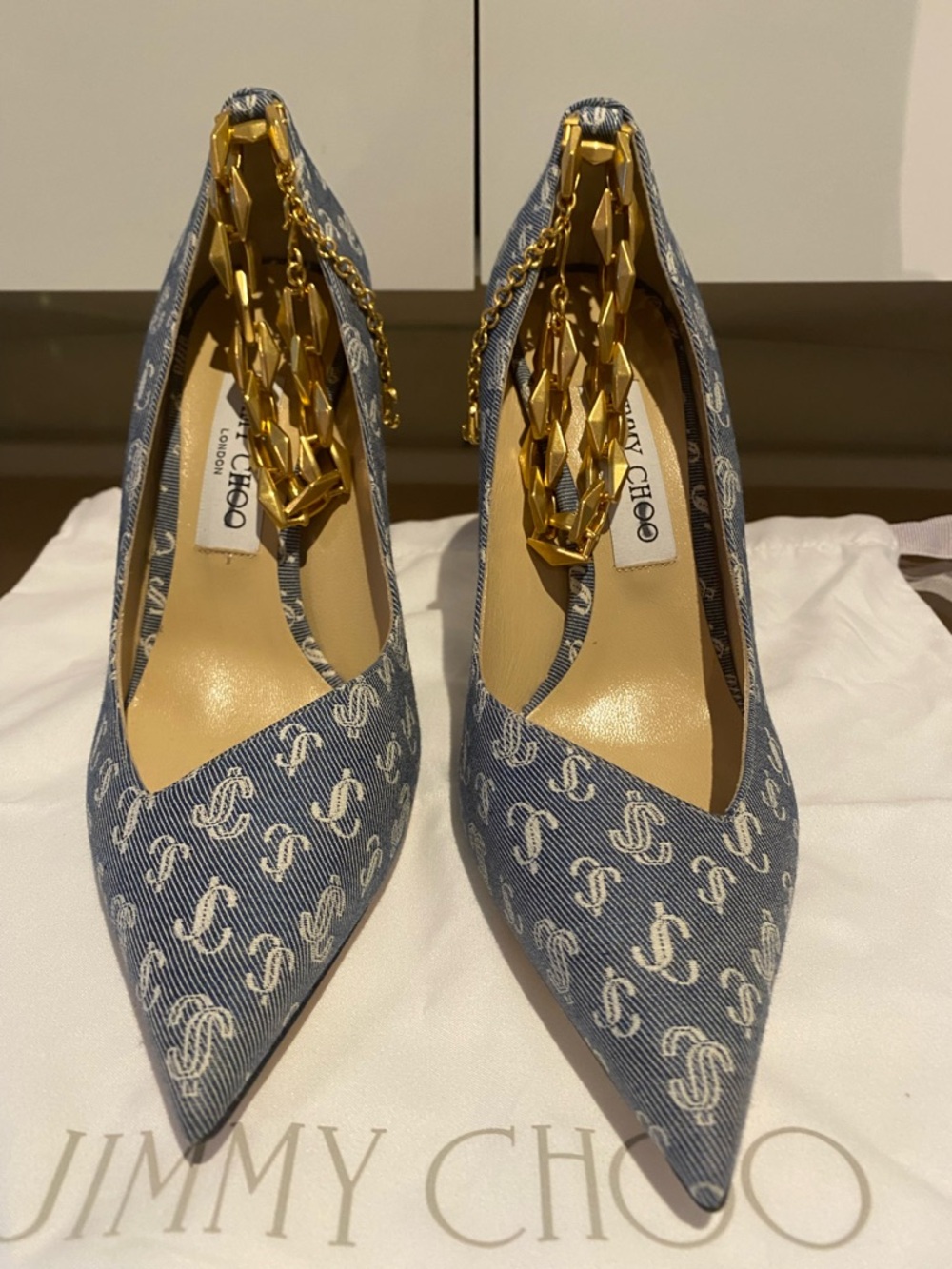 Jimmy Choo Pumps